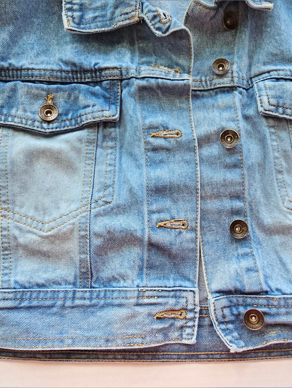 Cotton On – Cropped Denim Jacket Made Of Star Painted On Back Sz 10 - Picture 5 of 8